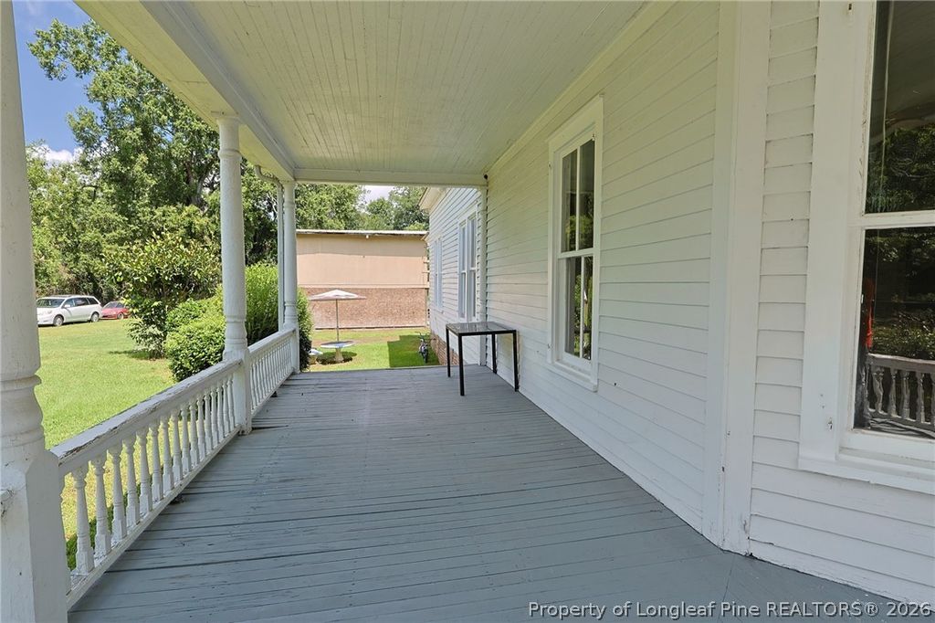 307 McCaskill Avenue, Maxton, NC 28364 — photo 4