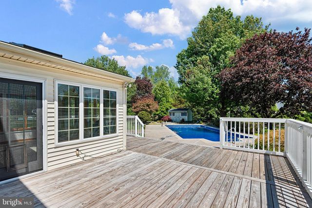 9 EATON PL, Bear, DE 19701
