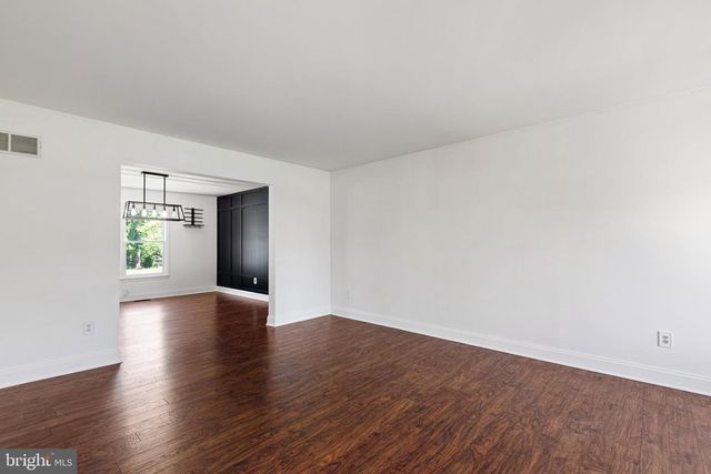 9 EATON PL, Bear, DE 19701
