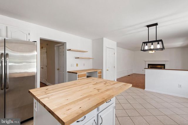 9 EATON PL, Bear, DE 19701