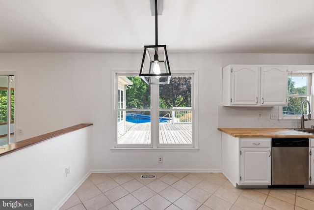 9 EATON PL, Bear, DE 19701