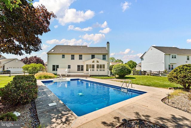 9 EATON PL, Bear, DE 19701