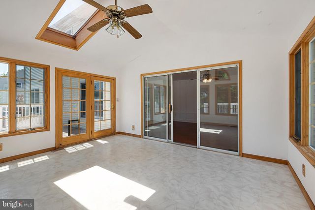 9 EATON PL, Bear, DE 19701