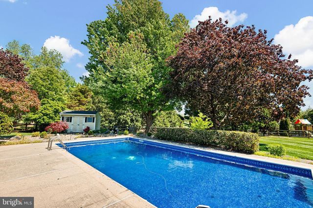9 EATON PL, Bear, DE 19701