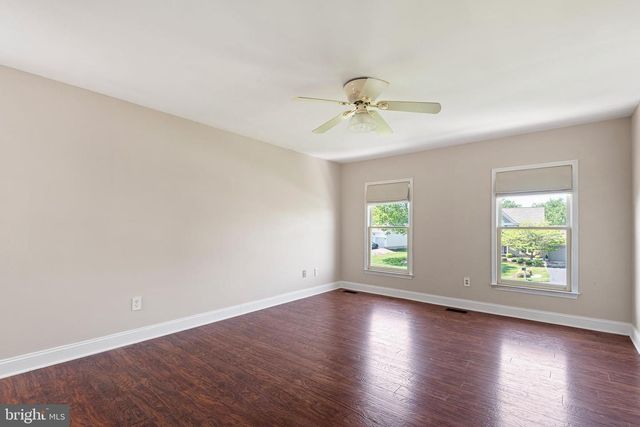 9 EATON PL, Bear, DE 19701