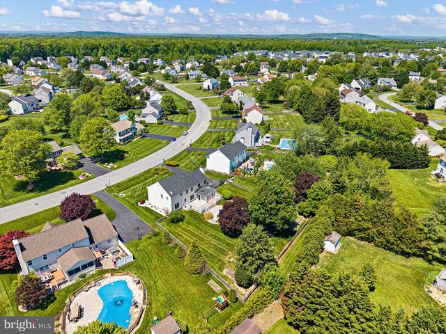 9 EATON PL, Bear, DE 19701