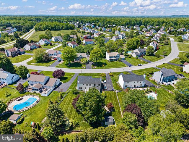 9 EATON PL, Bear, DE 19701