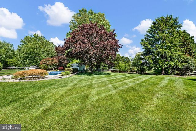 9 EATON PL, Bear, DE 19701