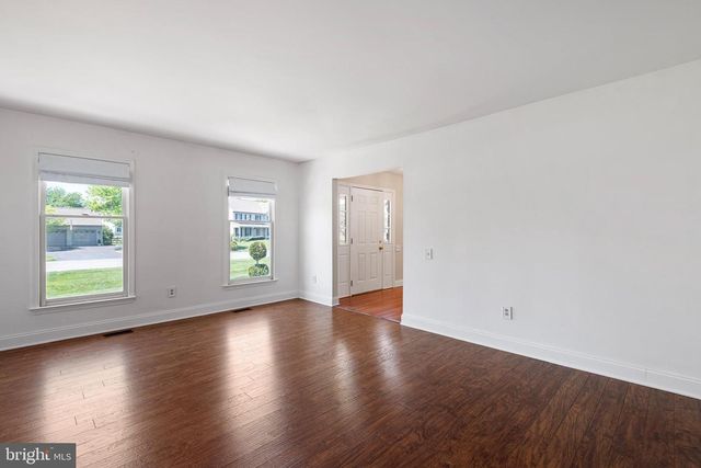 9 EATON PL, Bear, DE 19701