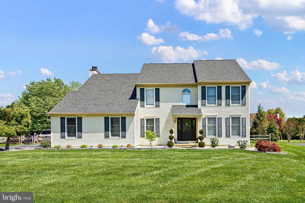 9 EATON PL, Bear, DE 19701