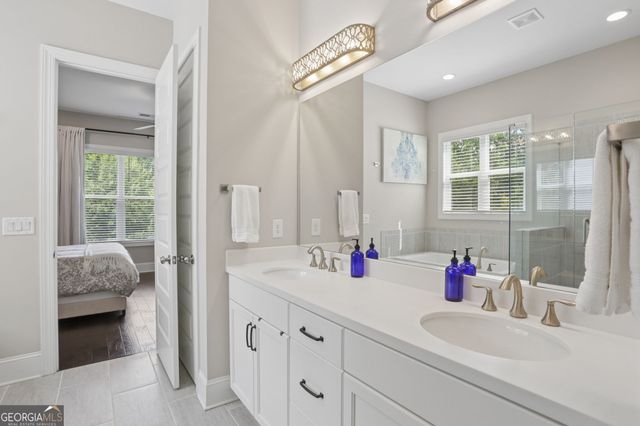895 Samples Lane NW, Atlanta, GA 30318
