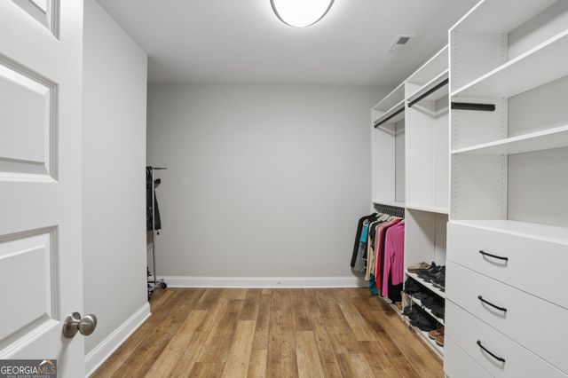 895 Samples Lane NW, Atlanta, GA 30318