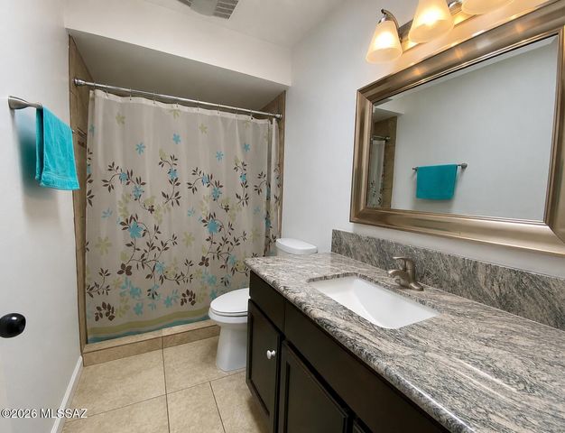 4431 N Swan Road, Tucson, AZ 85718