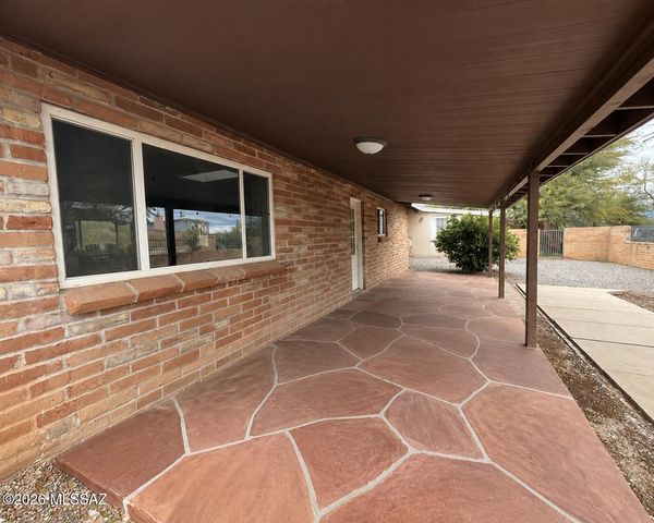4431 N Swan Road, Tucson, AZ 85718