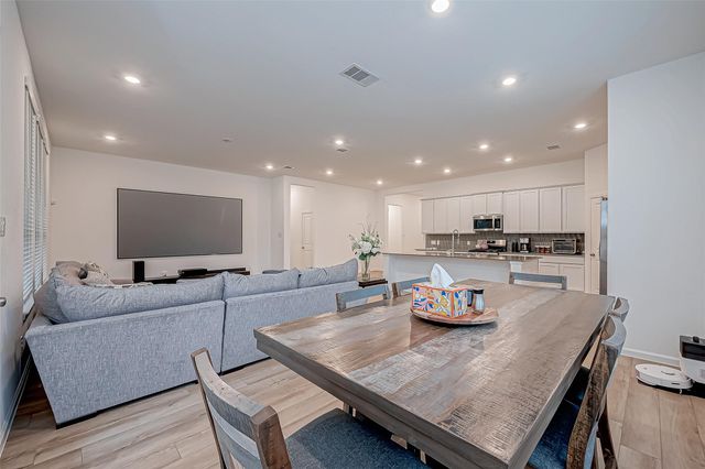 23722 Canolo Grove Lane, New Caney, TX 77357