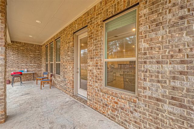 23722 Canolo Grove Lane, New Caney, TX 77357