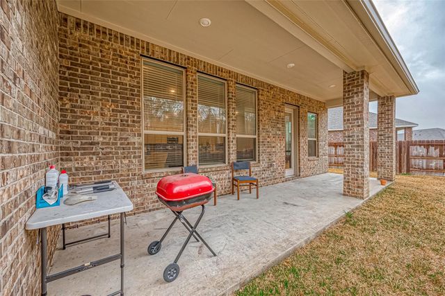 23722 Canolo Grove Lane, New Caney, TX 77357