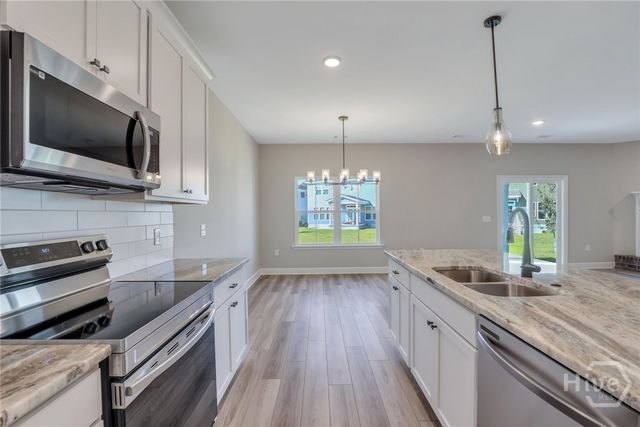 170 Hanover Place, Richmond Hill, GA 31324