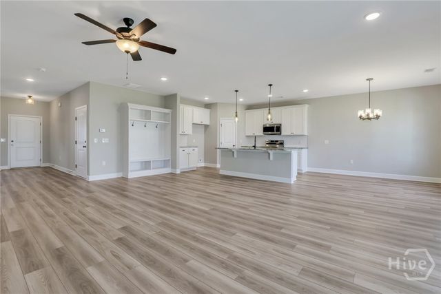 170 Hanover Place, Richmond Hill, GA 31324