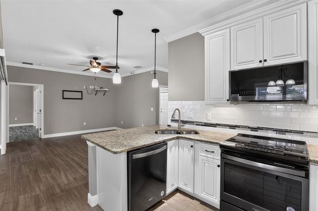 27728 LISA DRIVE, Tavares, FL 32778