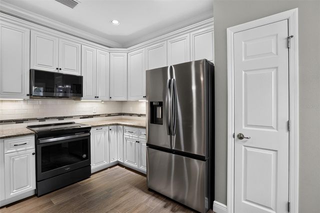 27728 LISA DRIVE, Tavares, FL 32778