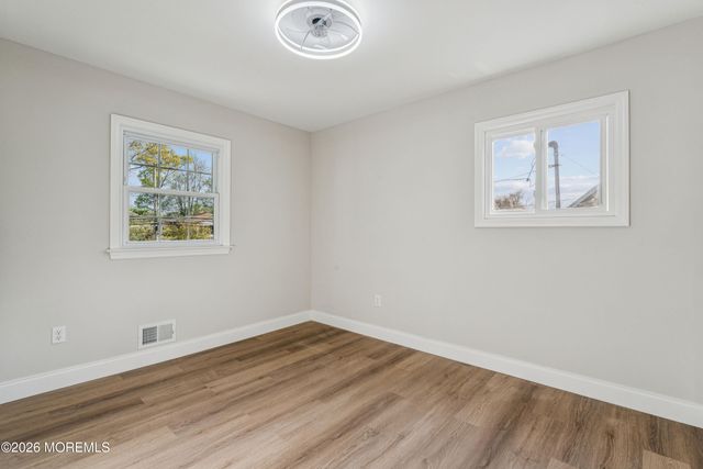 886 Raleigh Drive, Toms River, NJ 08753