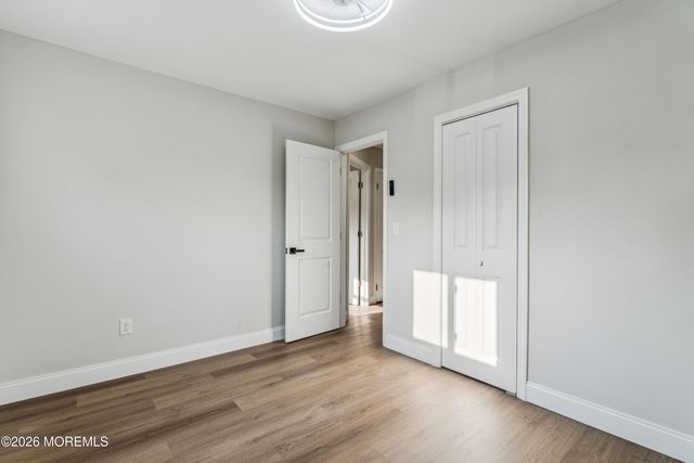 886 Raleigh Drive, Toms River, NJ 08753