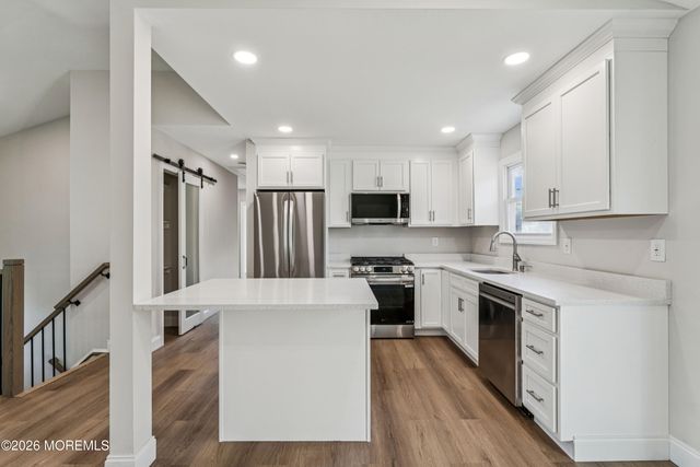 886 Raleigh Drive, Toms River, NJ 08753