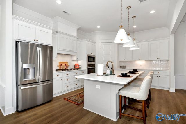 8320 Grayback Boulevard, Owens Cross Roads, AL 35763