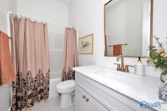 8320 Grayback Boulevard, Owens Cross Roads, AL 35763