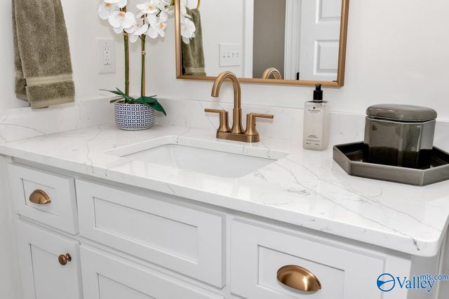 8320 Grayback Boulevard, Owens Cross Roads, AL 35763