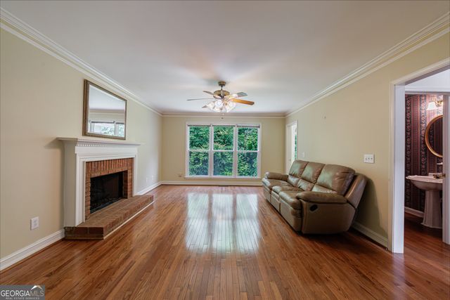5511 Fripp Court NW, Acworth, GA 30101