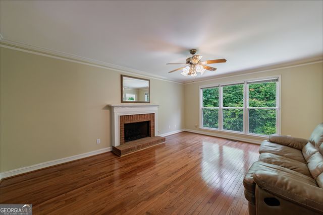 5511 Fripp Court NW, Acworth, GA 30101