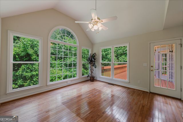 5511 Fripp Court NW, Acworth, GA 30101