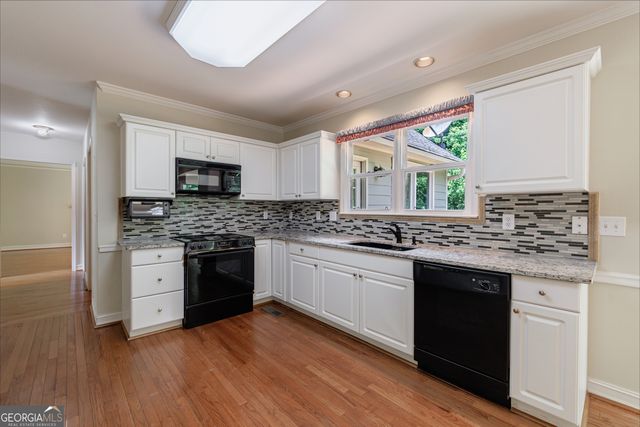 5511 Fripp Court NW, Acworth, GA 30101