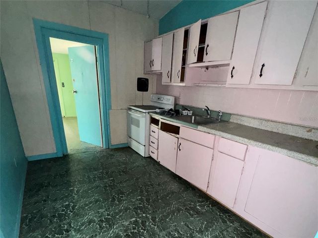 2124 CATALINA DRIVE N, Clearwater, FL 33763