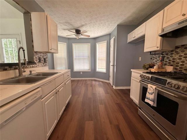1885 Boulder Ridge Parkway, Ellenwood, GA 30294