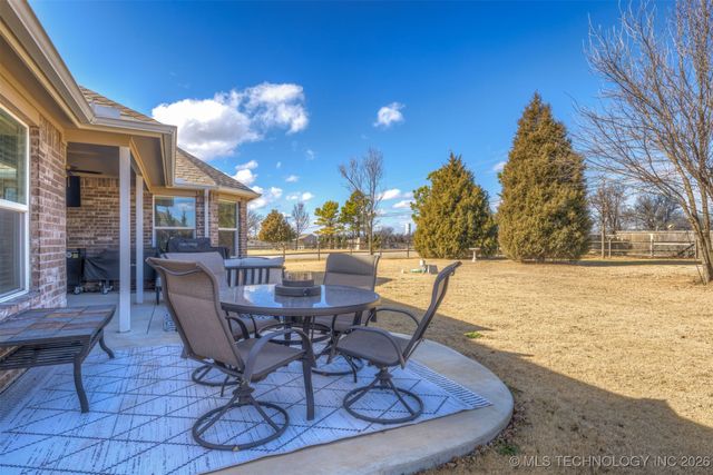 16629 E 115th Street N, Owasso, OK 74055