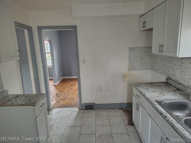 16174 Griggs Street, Detroit, MI 48221