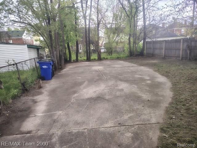 16174 Griggs Street, Detroit, MI 48221