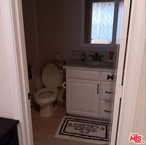 194 Rose Arch, Irvine, CA 92620