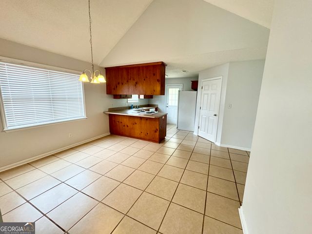 308 Strawbridge Lane, Bonaire, GA 31005