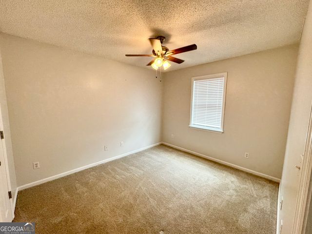 308 Strawbridge Lane, Bonaire, GA 31005