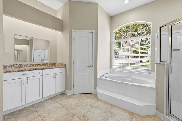 7208 YARDLEY WAY, Tampa, FL 33647