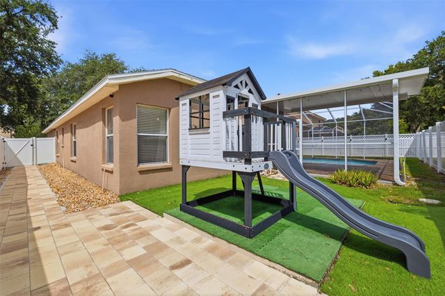 7208 YARDLEY WAY, Tampa, FL 33647