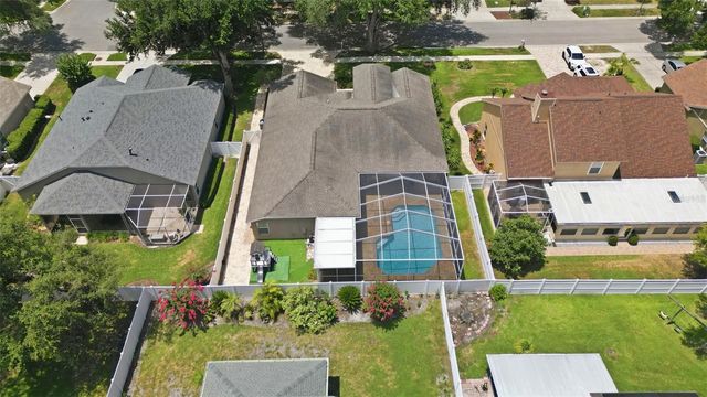 7208 YARDLEY WAY, Tampa, FL 33647