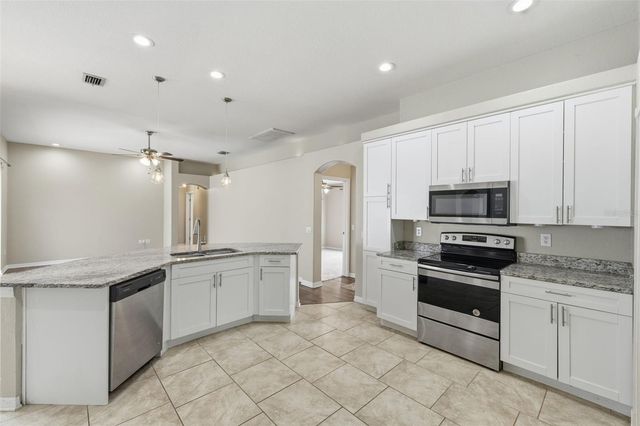 7208 YARDLEY WAY, Tampa, FL 33647