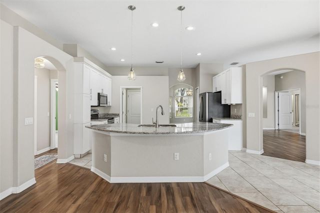 7208 YARDLEY WAY, Tampa, FL 33647