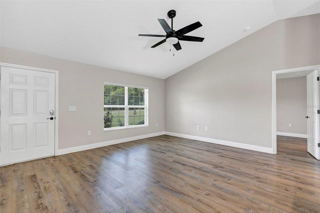 5 LOCUST RADIAL CIRCLE, Ocala, FL 34472