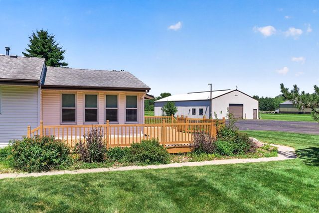 6606 132nd Street N, Hugo, MN 55110